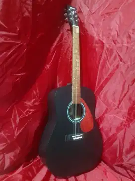 Gitar akustik Yamaha