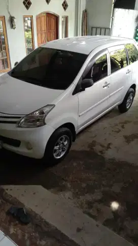 Daihatsu Xenia Tipe X