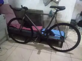 Sepeda fixie terpedo