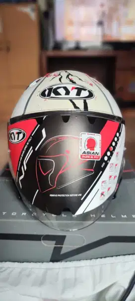 Helm KYT nfj sakura