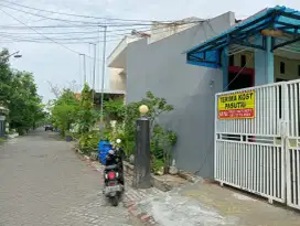 Kost Pasutri Muda Dekat Bandara dan Terminal Lingkungan Perumahan