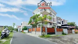 Rumah Cantik 2 lantai Bagus SHM Siap Huni di Karanganyar Kota