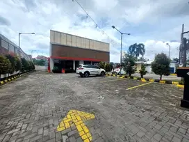 Disewakan  Tempat Usaha Mainroad soekarno hatta dekat metro indah Mall