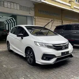 Honda Jazz RS matic putih 2018