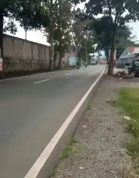 Tanah darat pinggir jln simpang parakan muncang