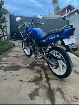 Jual ninja R up Ss , motor siap gas siap nongkrong,