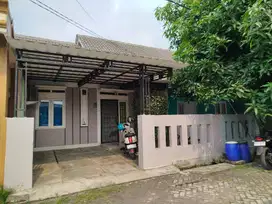 DIJUAL RUMAH SIAP HUNI AKSES CUKUP STRATEGIS