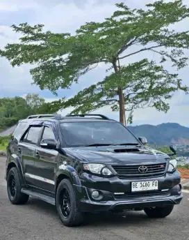 Toyota Fortuner G Vnt Trd 2.5 Matic Solar 2014