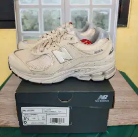 Sepatu New Balance 2002R PIGSKIN - Sneakers 100% Original BNIB