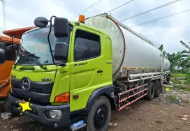 Hino Lohan 500 Tronton FL 260 JT 6×2 Tangki Semen Hi Blow Bio Solar