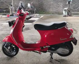 Vespa LX125 2023