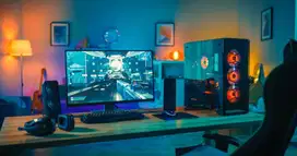 PC Gaming Full Set Monitor Keyboard Mic  Siap Live Stream