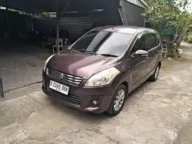 (Tangan1)Suzuki Ertiga AT 2014  dr baru tawaran tinggal pake siap tt