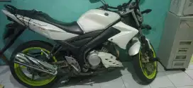 Vixion old putih