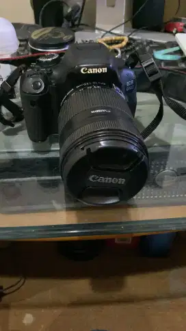 Kamera Canon EOS 600D plus Lensa Kit DSLR