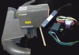 GPS GPS tracker pelacak mobil
