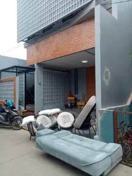 Jasa cuci kasur sofa jok mobil