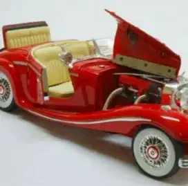 Diecast mobil 1:18 Mercedes Benz 500K Specialroadster (1936)