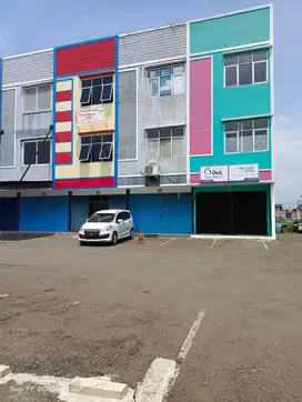 DISEWA RUKO DI DUTA CENTRA CIBINONG, BOGOR (BO43)