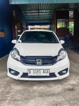 Bismillah numpang jual Honda Brio E metic. No. D. Putih