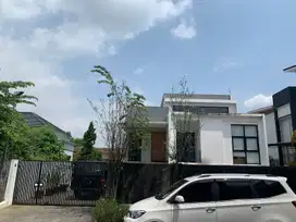 dijual rumah di perumahan imperial golf state, sentul city (SSR257)