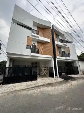 Rumah Kos Mewah Aktif Full Furnished di kota Malang dekat Kampus