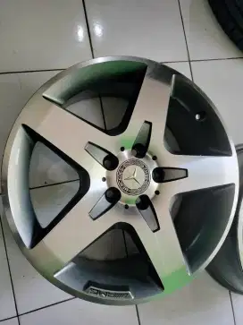 Velg Mercedes Benz AMG Aclass R.18 ori