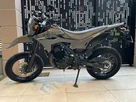 Dijual Kawasaki KLX 230SM 2024 Battle Gray Istimewa