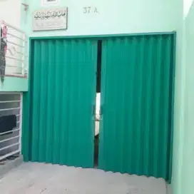 Teknisi pemasangan folding gate baru/servis Jabodetabek