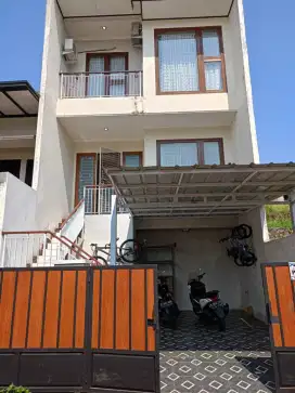 Jual Rumah 2 Lantai Puri Depok Mas