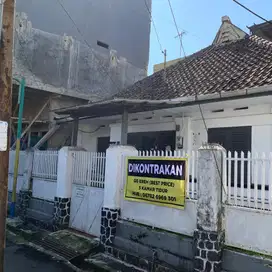 DIKONTRAKAN RUMAH Pusat kota yang Beneran Strategis