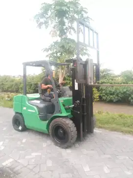 Forklift mitsubishi 3 ton