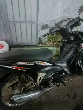 Jual motor Revo