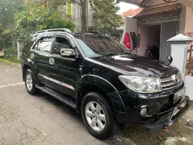 Fortuner G 2011 matic