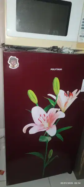 BEKAS - Kulkas Polytron 1 Pintu 143 Liter