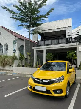 Rental Sewa Mobil Harian Sudah Include Driver