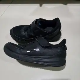 Sepatu sekolah Size 32.5