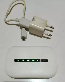 Modem Huawei E5330 mifi Wifi, all operator Gsm , minus lupa password.