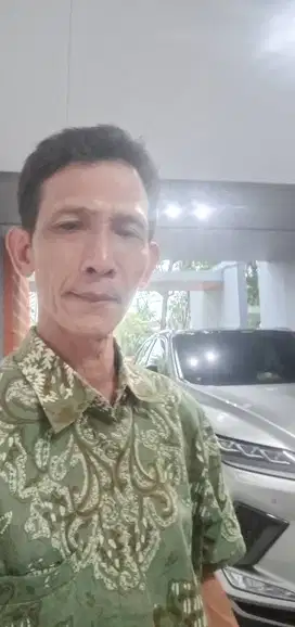 Mencari pekerjaan SBG supir pribadi