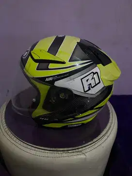 Helm NHK R1 Giga Green Stabillo size M