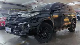 Pajak Panjang - Toyota Fortuner 2.4 4x2 VRZ TRD Solar-AT 2019