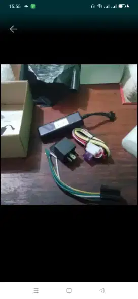 GPS GPS tracker pelacak kendaraan mobil