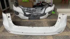 BUMPER BEMPER DEPAN DAN BELAKANG ORI SATU SET FOTUNER VRZ WARNA PUTIH