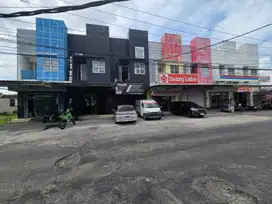 Ruko strategis dekat pintu tol klodran solo