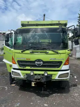 Truk Hino Gandeng FG 235 FG 260 Hino 500