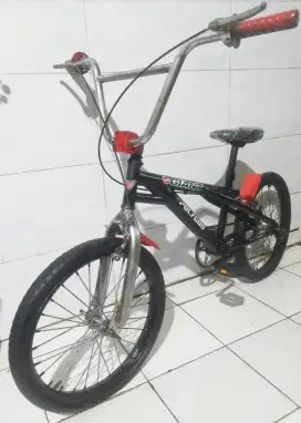 Sepeda bmx ukuran 20 ,cocok buat anak umur 7 tahun - 12 tahun