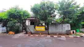 Dijual Murah Rumah Hook Luas 190 Kemang Pratama 3