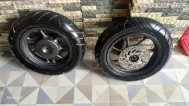 Velg dan ban donat scoopy