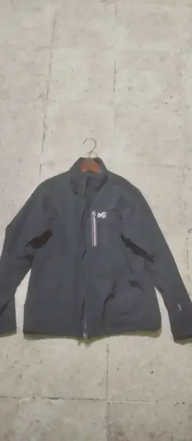 Jaket outdoor Millet