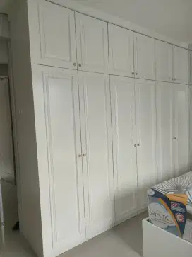 Lemari baju almari Duco semi klasik